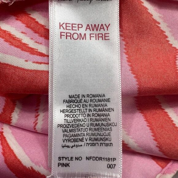 Never Fully Dressed Pink Romance Mini Vienna Wrap Dress Gold Pink Size 8 Petite - Picture 6 of 9